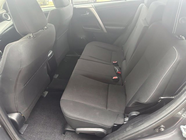 Used 2017 Toyota RAV4 XLE AWD/4WD image 20