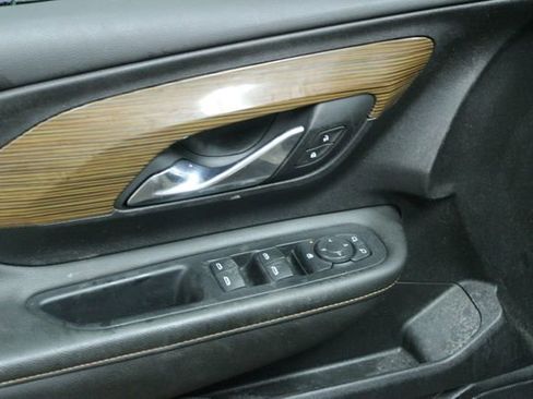 Used 2020 GMC Terrain SLE FWD image 11