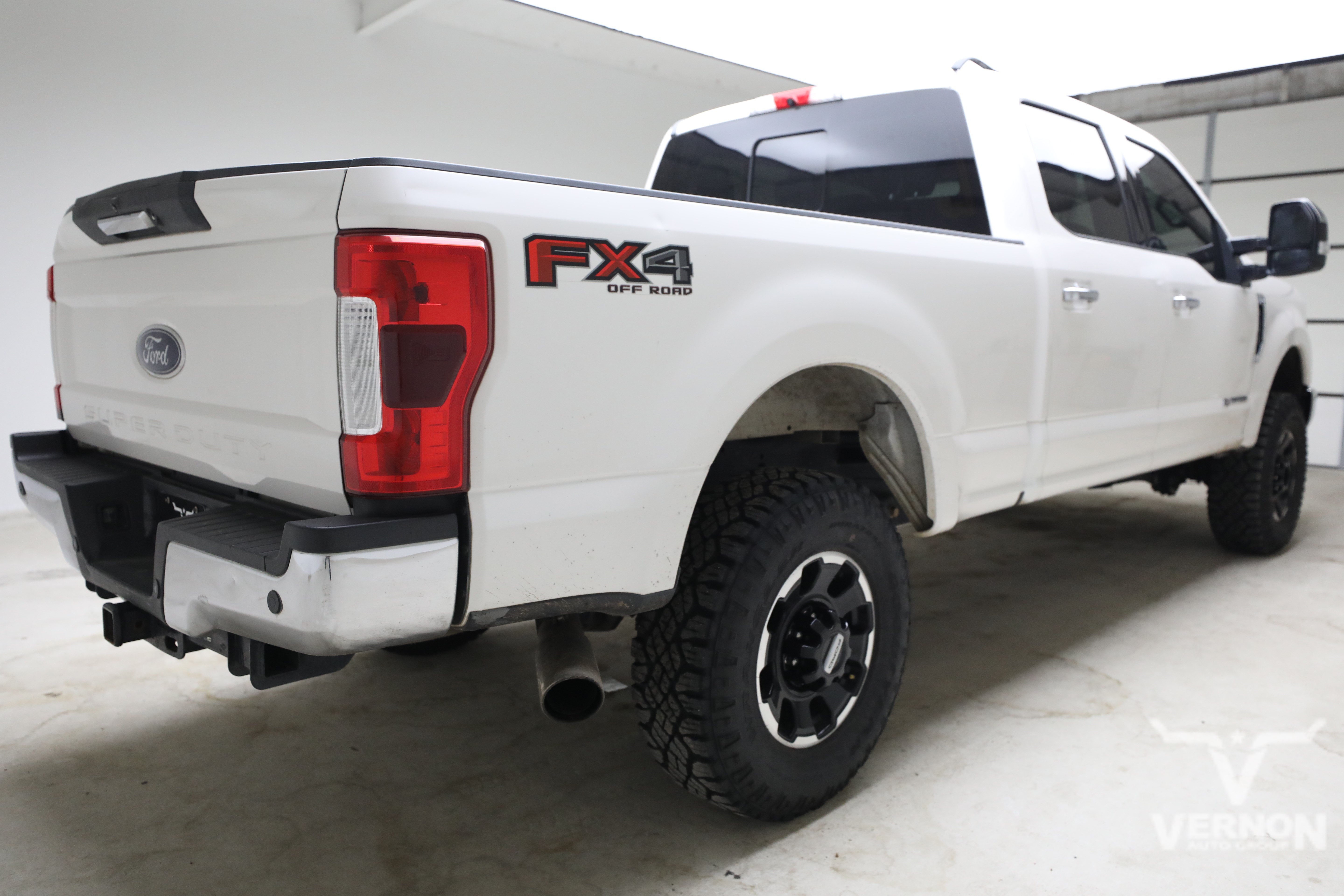 Used 2019 Ford F250 Lariat w/ Chrome Package AWD/4WD image 4