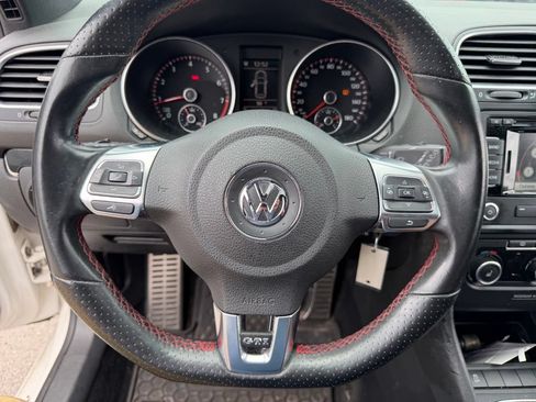 Used 2014 Volkswagen GTI Wolfsburg Edition FWD image 24
