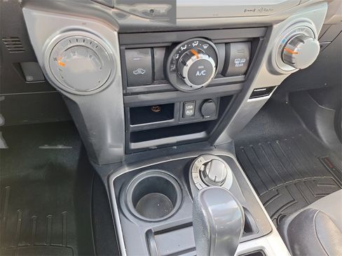 Used 2017 Toyota 4Runner SR5 Premium image 18