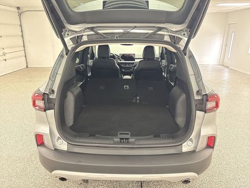 Used 2024 Ford Escape Platinum image 28