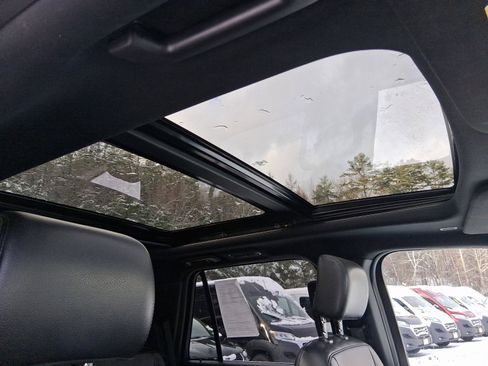 Used 2020 Ford Expedition XLT w/ Equipment Group 201A image 17