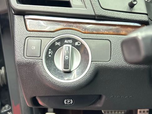 Used 2012 Mercedes-Benz E 350 Coupe image 14