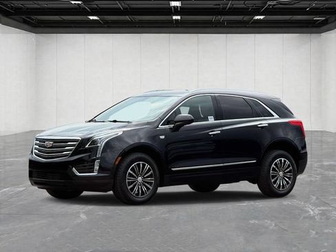 Used 2018 Cadillac XT5 AWD image 1