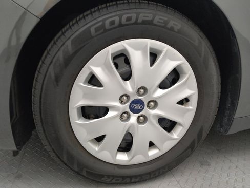 Used 2020 Ford Fusion S FWD image 31