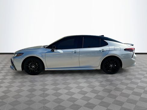 Used 2024 Toyota Camry XSE w/ Navigation Package image 4