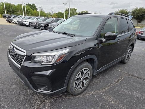 Used 2020 Subaru Forester Premium image 7