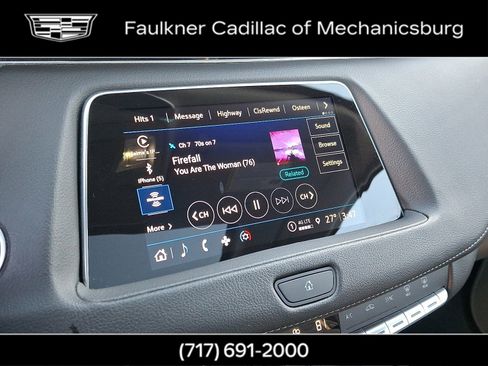 Certified 2023 Cadillac XT4 Luxury w/ Cold Weather Package image 17