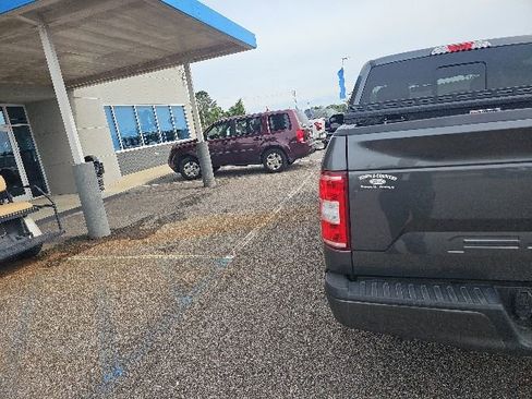 Used 2020 Ford F150 XLT w/ Equipment Group 302A Luxury RWD image 6