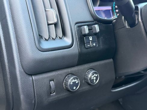 Used 2021 Chevrolet Colorado ZR2 AWD/4WD image 28