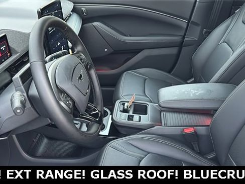 New 2025 Ford Mustang Mach-E Premium image 23