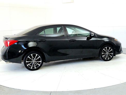Used 2018 Toyota Corolla SE image 6