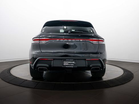 Certified 2026 Porsche Macan AWD/4WD image 6