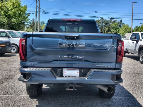 Used 2024 GMC Sierra 2500 Denali Ultimate w/ Max Trailering Package AWD/4WD image 7