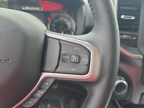 Used 2022 RAM 1500 Big Horn AWD/4WD image 19