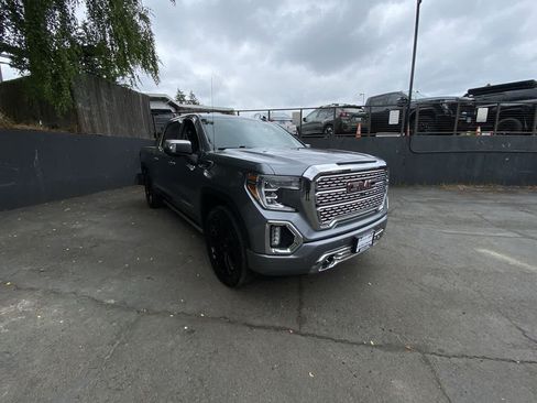 Used 2021 GMC Sierra 1500 Denali w/ Denali Ultimate Package AWD/4WD image 8