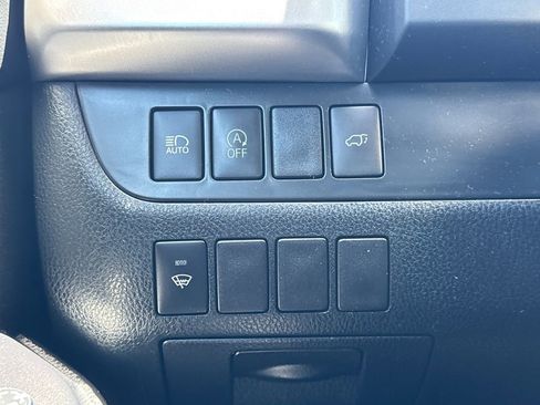 Used 2019 Toyota Highlander SE AWD/4WD image 33