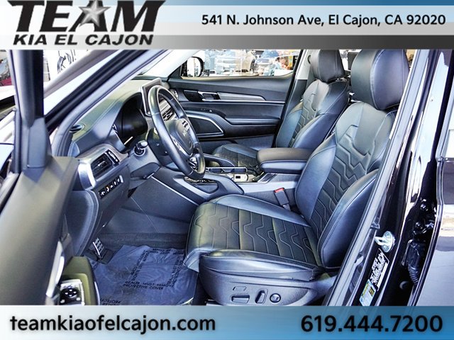 Certified 2022 Kia Telluride SX w/ SX Prestige Package AWD/4WD image 17