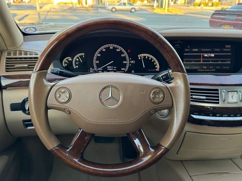 Used 2009 Mercedes-Benz S 550 image 27