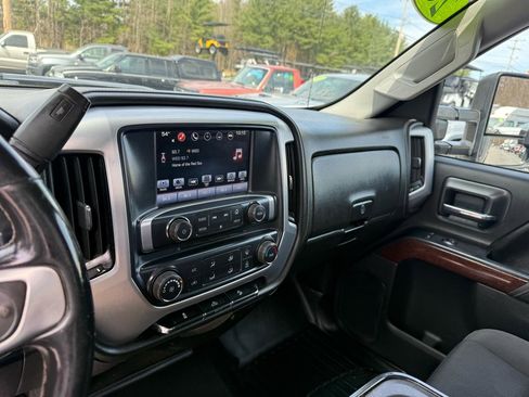 Used 2016 GMC Sierra 3500 SLE w/ SLE Preferred Package AWD/4WD image 26