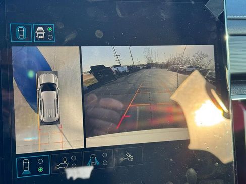 New 2026 GMC Acadia Elevation image 22