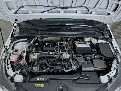 Used 2024 Toyota Corolla LE image 30