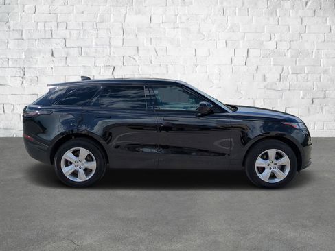 Used 2025 Land Rover Range Rover Velar S image 3