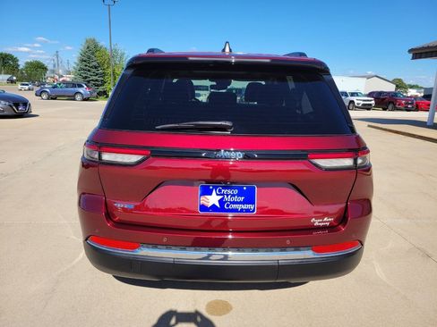 Used 2022 Jeep Grand Cherokee Limited 4xe AWD/4WD image 4
