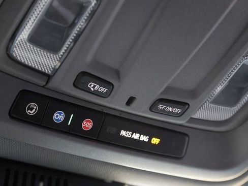 Used 2022 Chevrolet Silverado 1500 LT w/ Protection Package image 31