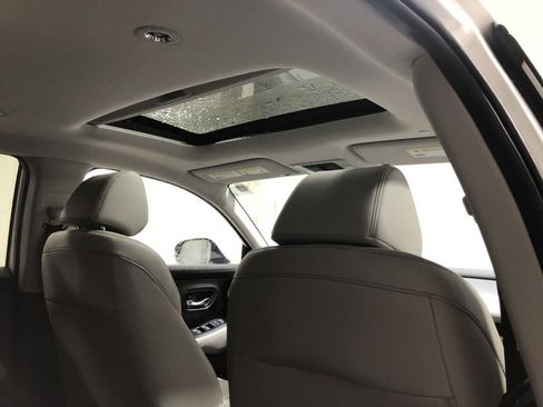 New 2026 Honda HR-V EX-L image 12