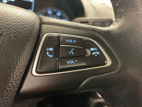 Used 2019 Ford EcoSport SE w/ SE Convenience Package image 18