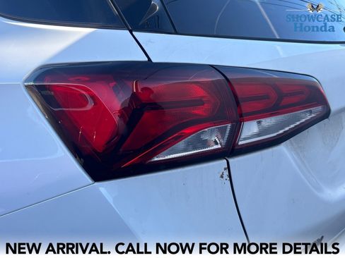 Used 2024 Chevrolet Equinox LS w/ LS Convenience Package image 8