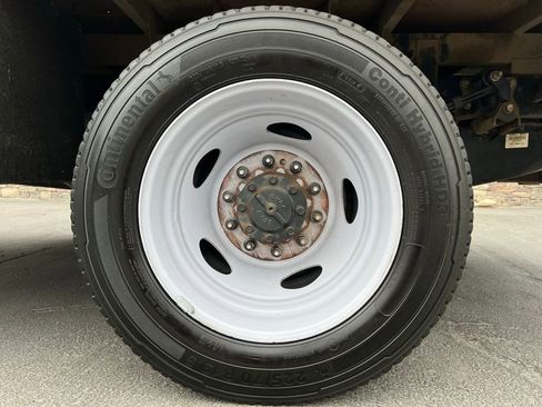 Used 2020 Ford F450 XL w/ Power Equipment Group image 31