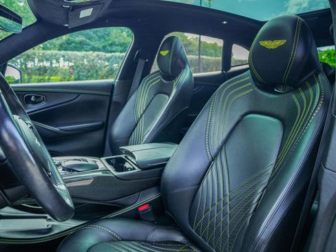 Used 2021 Aston Martin DBX image 27