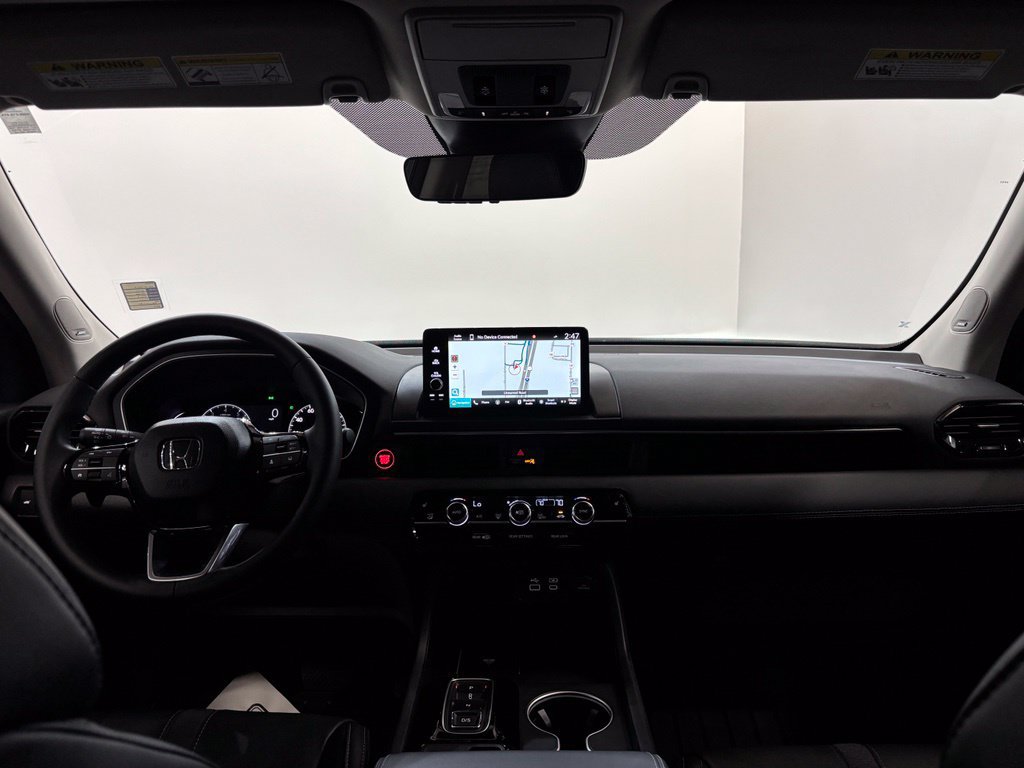 Used 2024 Honda Pilot Touring image 10
