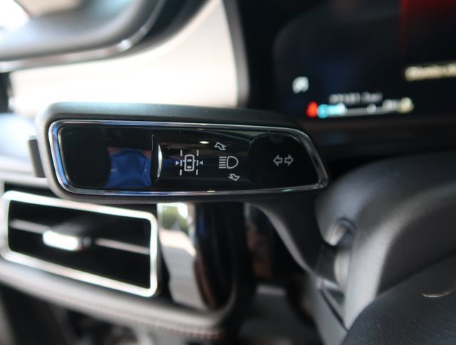 Used 2021 Lincoln Aviator AWD image 24