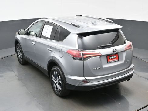 Used 2016 Toyota RAV4 LE AWD/4WD image 34