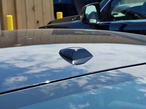 Used 2023 Nissan Altima 2.5 SV w/ SV Premium Package FWD image 9