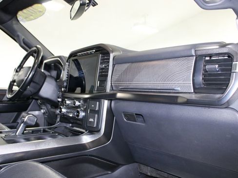 Certified 2022 Ford F150 Platinum w/ Equipment Group 701A High image 31