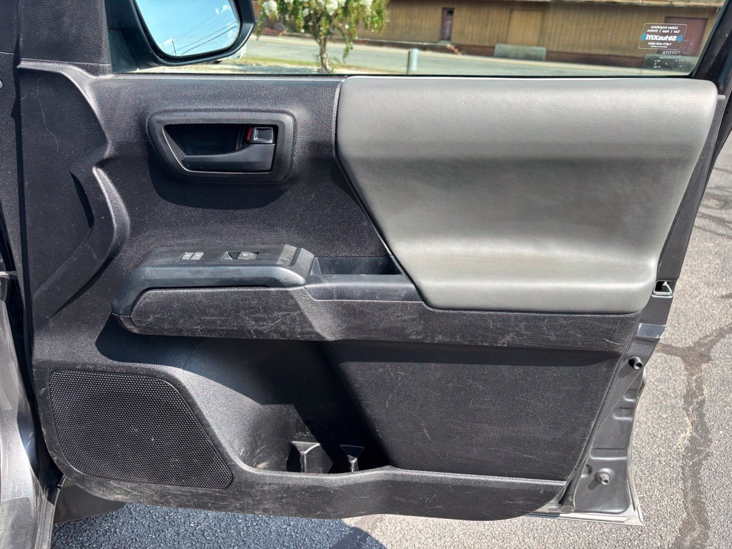 Used 2021 Toyota Tacoma SR w/ SR Convenience Package AWD/4WD image 21