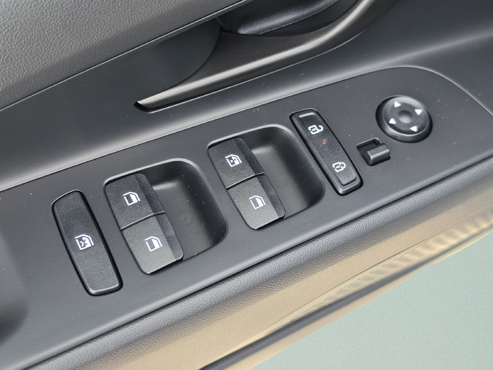 New 2026 Hyundai Elantra SEL Sport FWD image 22