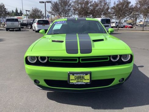 Used 2023 Dodge Challenger SXT w/ Blacktop Package image 4