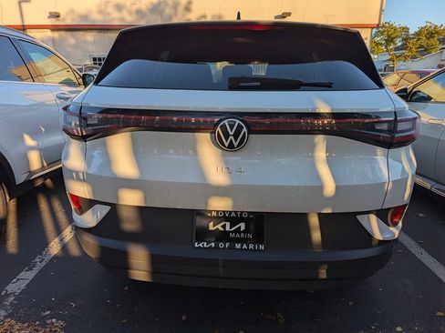 Used 2021 Volkswagen ID.4 Pro RWD image 3