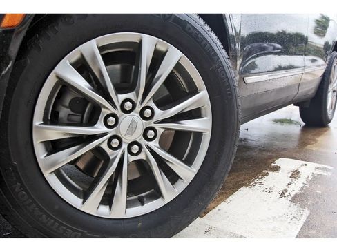 Used 2023 Cadillac XT5 Premium Luxury FWD image 29
