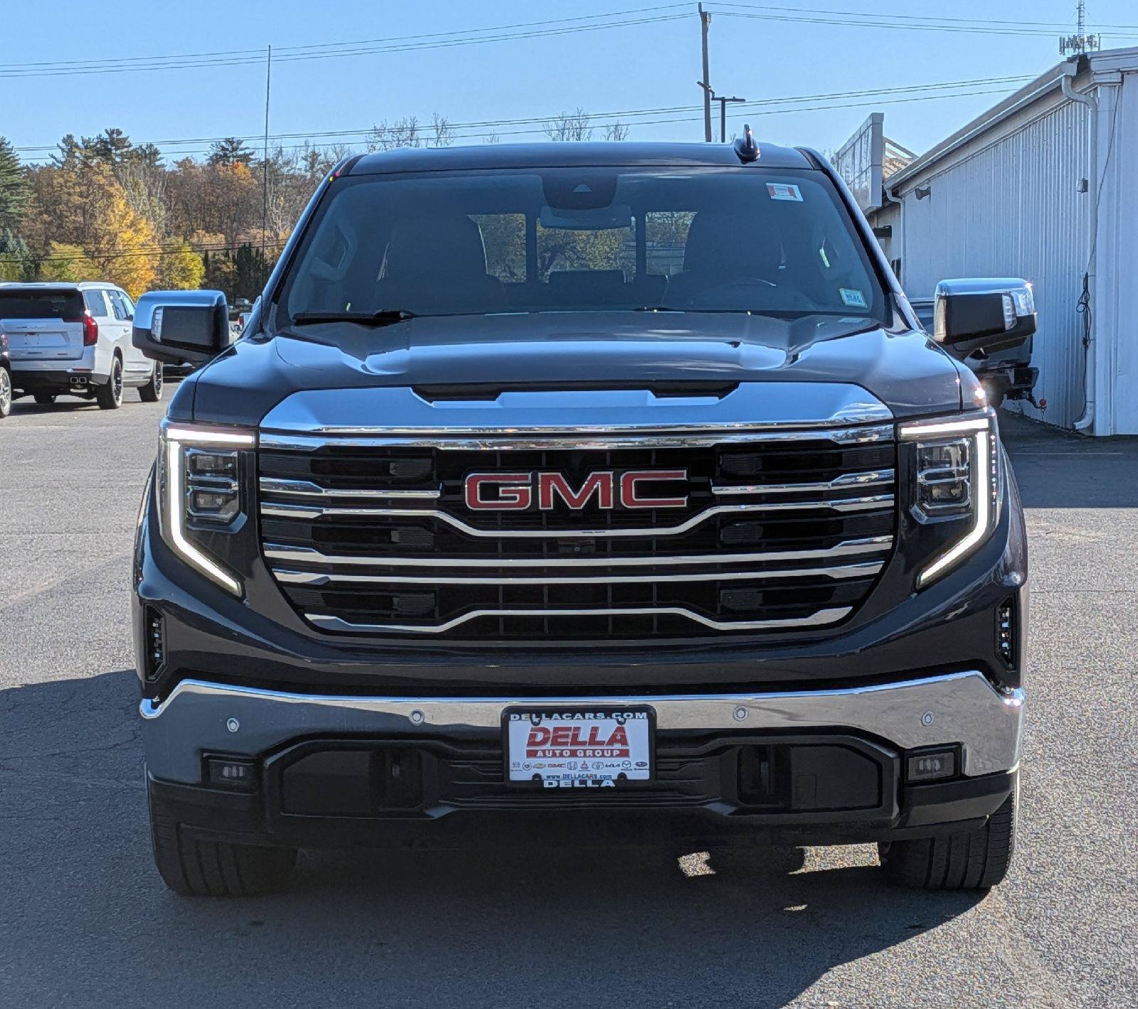 Used 2024 GMC Sierra 1500 SLT w/ SLT Premium Plus Package AWD/4WD image 2