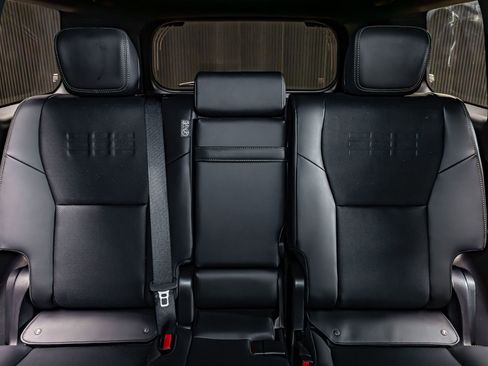 Used 2026 Lexus GX 550 w/ Accessory Package (CT) image 26