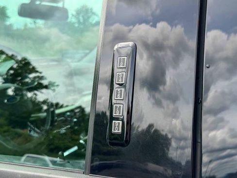 Certified 2021 Ford F150 Lariat w/ Equipment Group 502A High AWD/4WD image 19