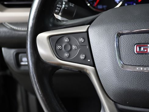 Used 2021 GMC Acadia Denali w/ Denali Technology Package image 11