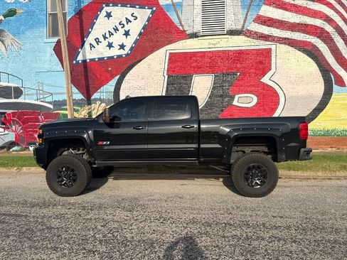 Used 2017 Chevrolet Silverado 2500 LTZ w/ Duramax Plus Package AWD/4WD image 3
